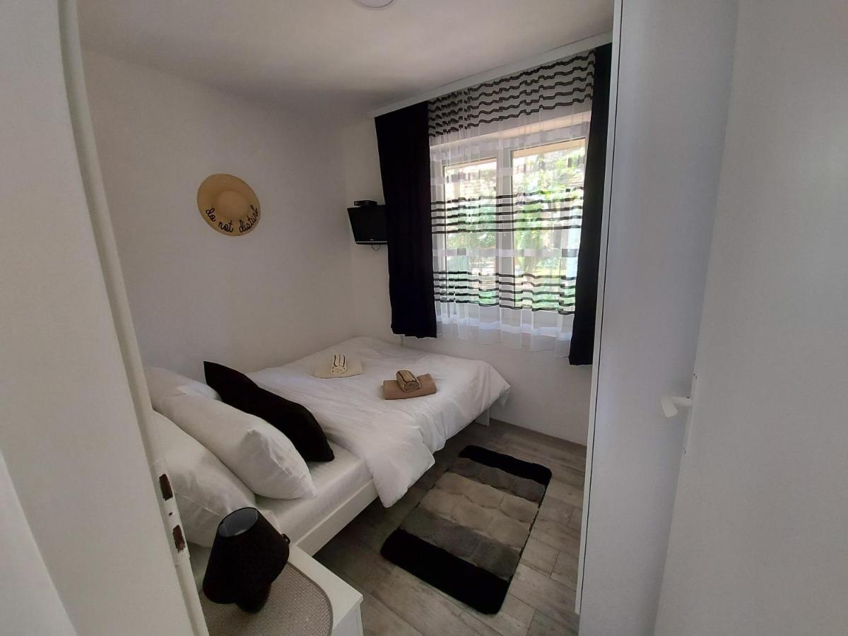 Fenix Apartment & Rooms Vinci 외부 사진